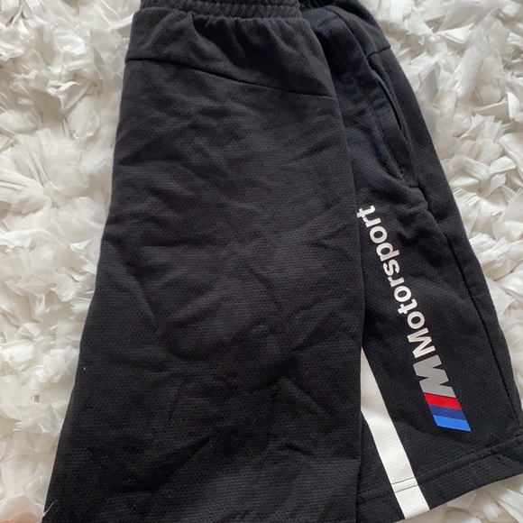 Shorts - Picture 2 of 5